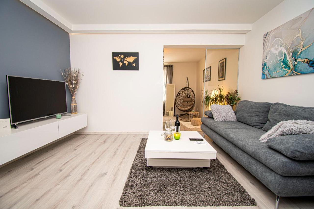 Oasis Apartment Pula Extérieur photo